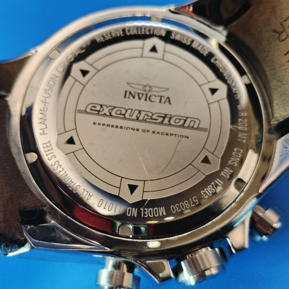 Vintage 2010 Invicta Reserve Excersion 11010 Chrono Swiss 50mm Mens Quartz Watch